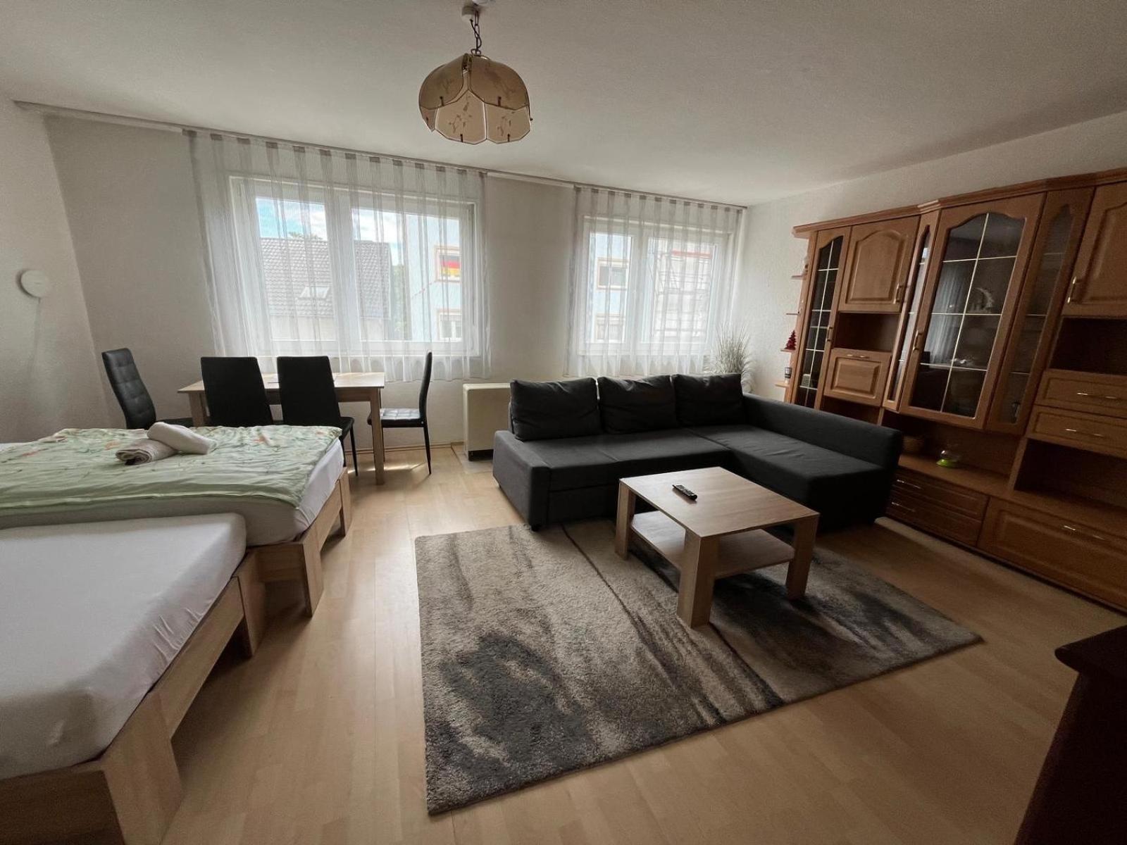 Schoene Ferienwohnung In Саарбрюккен Экстерьер фото